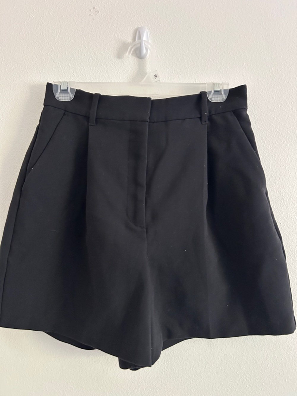 Abercrombie and Fitch Black Trouser Shorts Size Small